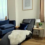 Apartman Nouveau*le Bois Etoile*balneo*massage*detente*wifi*netflix*self-checkin